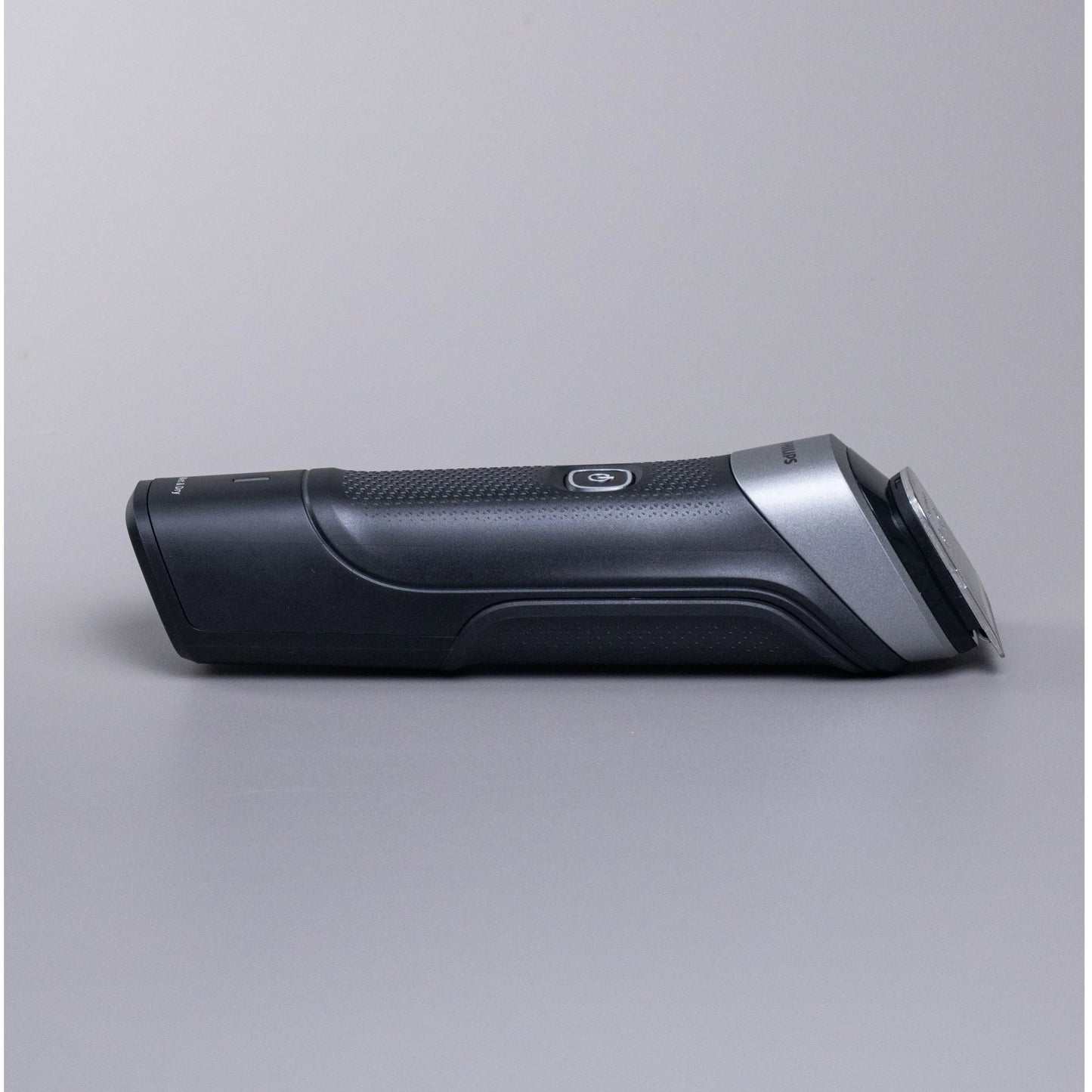 Philips Norelco Multigroom Series 5000 MG5910 18 Piece, Beard Face, Hair